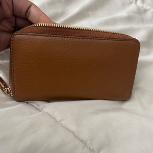 ❌SOLD❌ Michael Kors Wristlet
